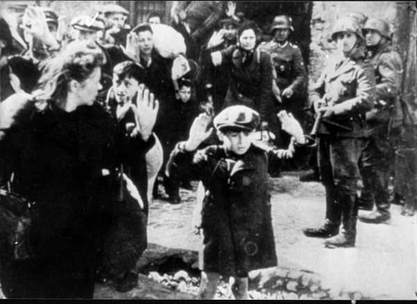 600full-night-and-fog-screenshot