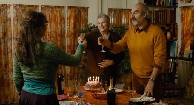 Camille.Rewinds.2012_snapshot_01.16.37_[2013.02.18_23.06.15]