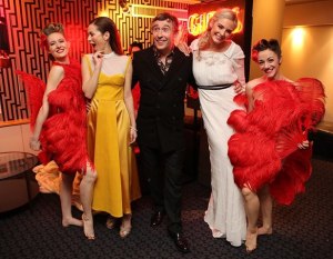 5285_614619938566549_787836734_n