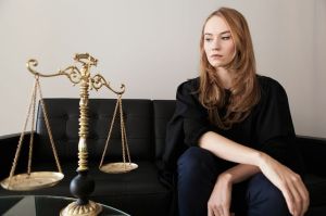 Lizzie Schebesta as Portia 2