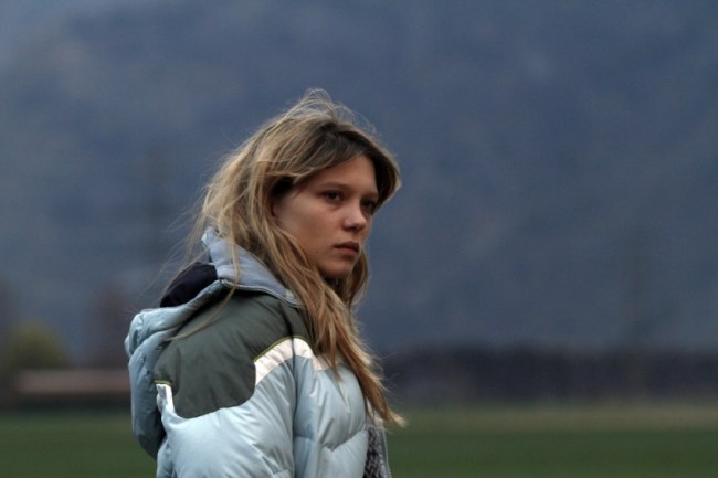 sister-lea-seydoux-in-una-scena-del-film-237388