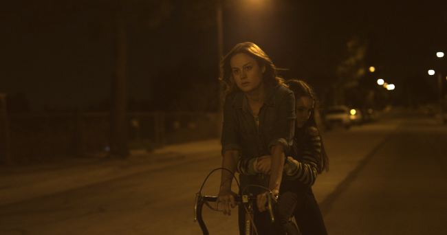Still-2_Brie-Larson_Kaitlyn-Dever