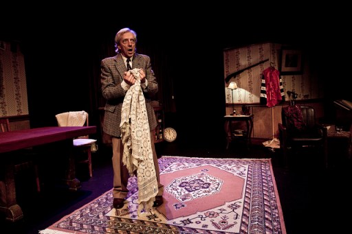 12228947854_a2381fb5fd_z