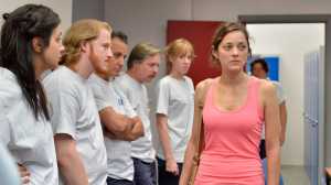 2J1N_photo3∏ christine plenus-0-2000-0-1125-crop