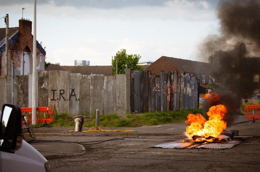 71-Set-Blackburn-Warp-Films-Film-4-9-of-16