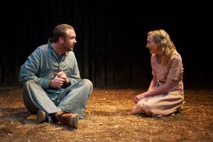 -A5BHRyJwTN2t33E1roINcS-42AqrRp4wFROoreAeys