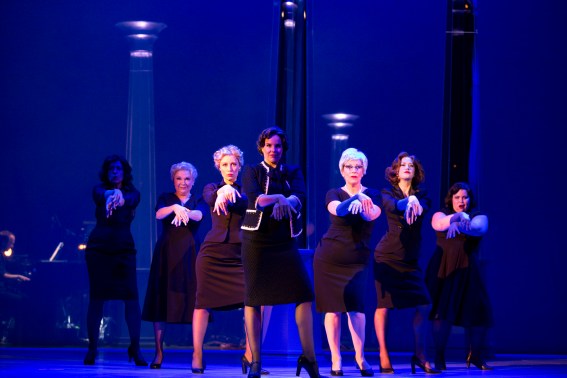 cast-of-ladies-in-black-credit-lisa-tomasetti